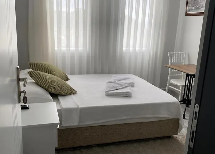 Izan Bakis Aparthotel