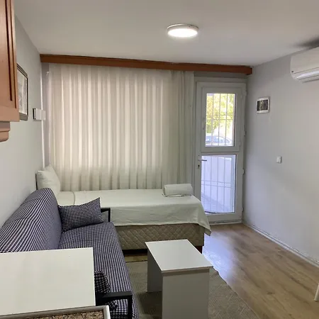 Aparthotel Izan Bakis