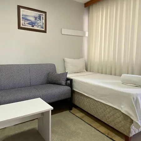 Izan Bakis Aparthotel *