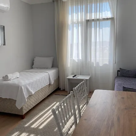 Aparthotel Izan Bakis *
