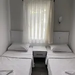 Izan Bakis 3*