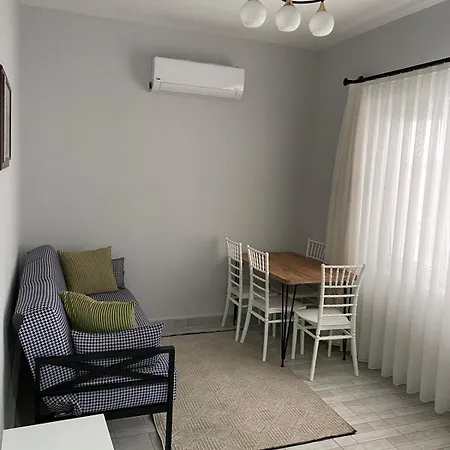 Izan Bakis Lejlighedshotel