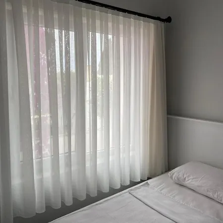 Izan Bakis Apartahotel 3*