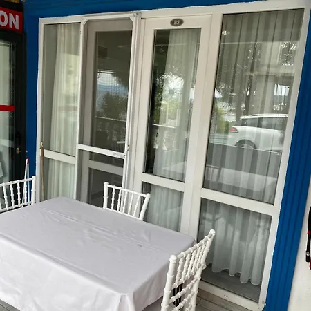 Apartahotel Izan Bakis