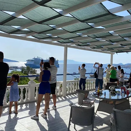 Izan Bakis * Bodrum