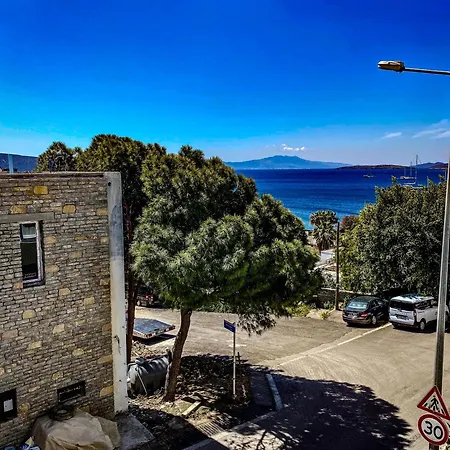 Apartahotel Izan Bakis