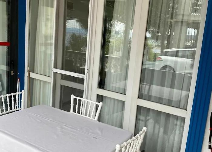 Apart-hotel Izan Bakis