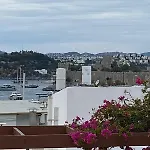 Izan Bakis Apart-hotel 3*