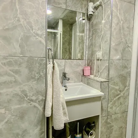 Izan Bakis Apartmanhotel 3*