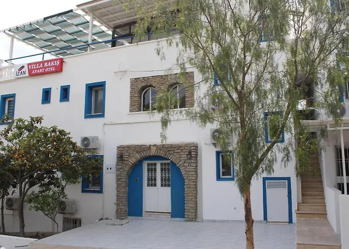 Izan Bakis בודרום