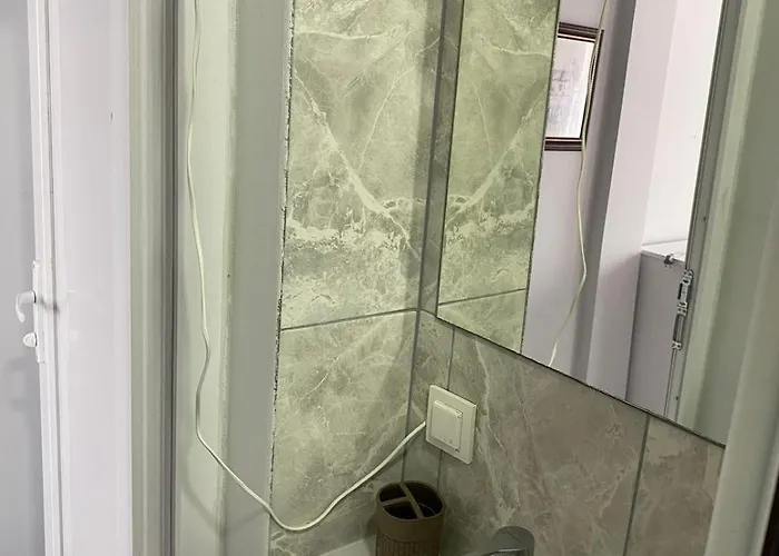 Izan Bakis 3* בודרום