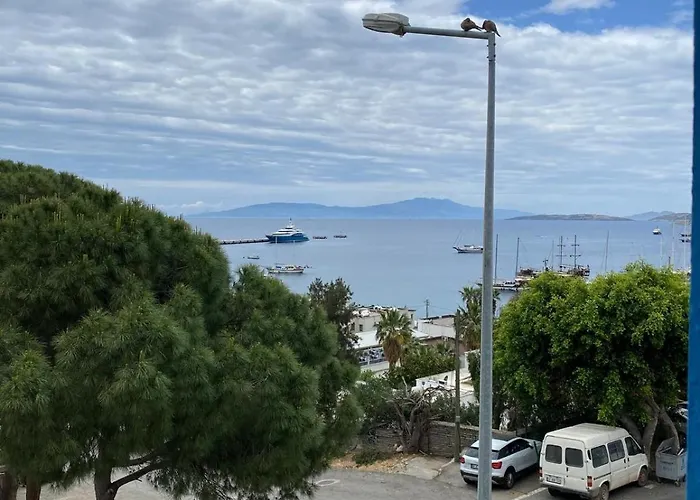 Izan Bakis מלון דירות