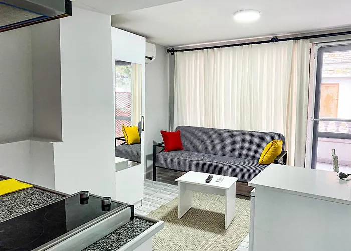 Izan Bakis 3* בודרום